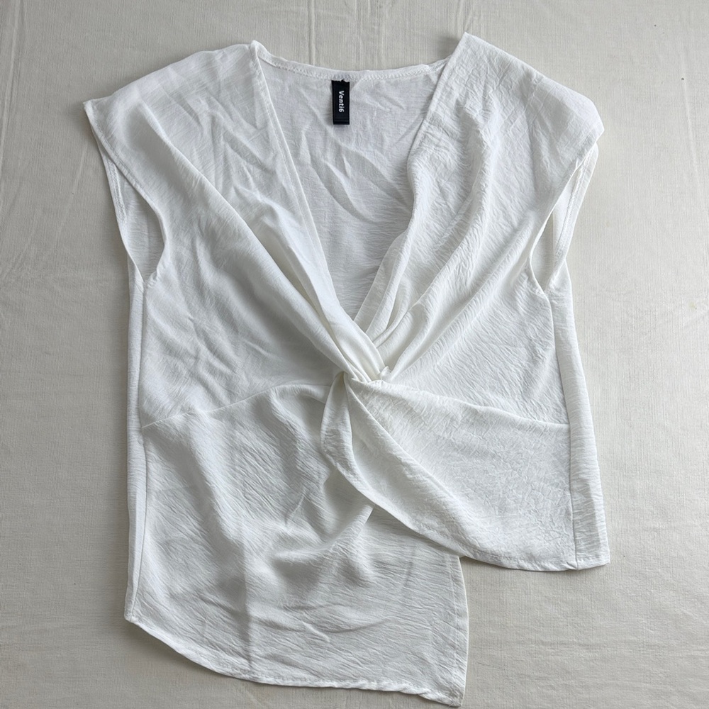 Venti6 White Twist Front V-Neck Draped Blouse Size S